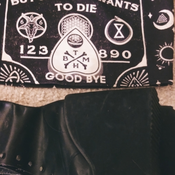 platforms  London - Picture 2 of 7